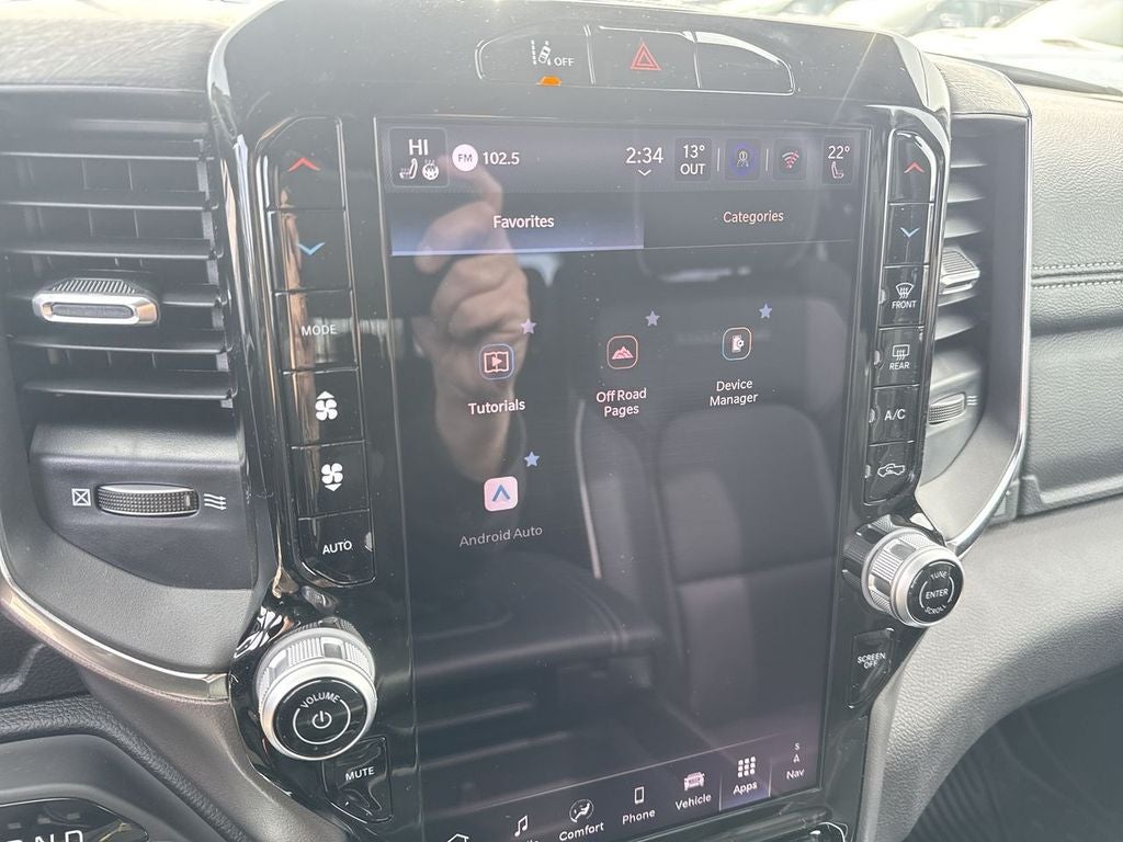 2026 RAM Ram 1500 RAM 1500 LARAMIE CREW CAB 4X4 5'7' BOX