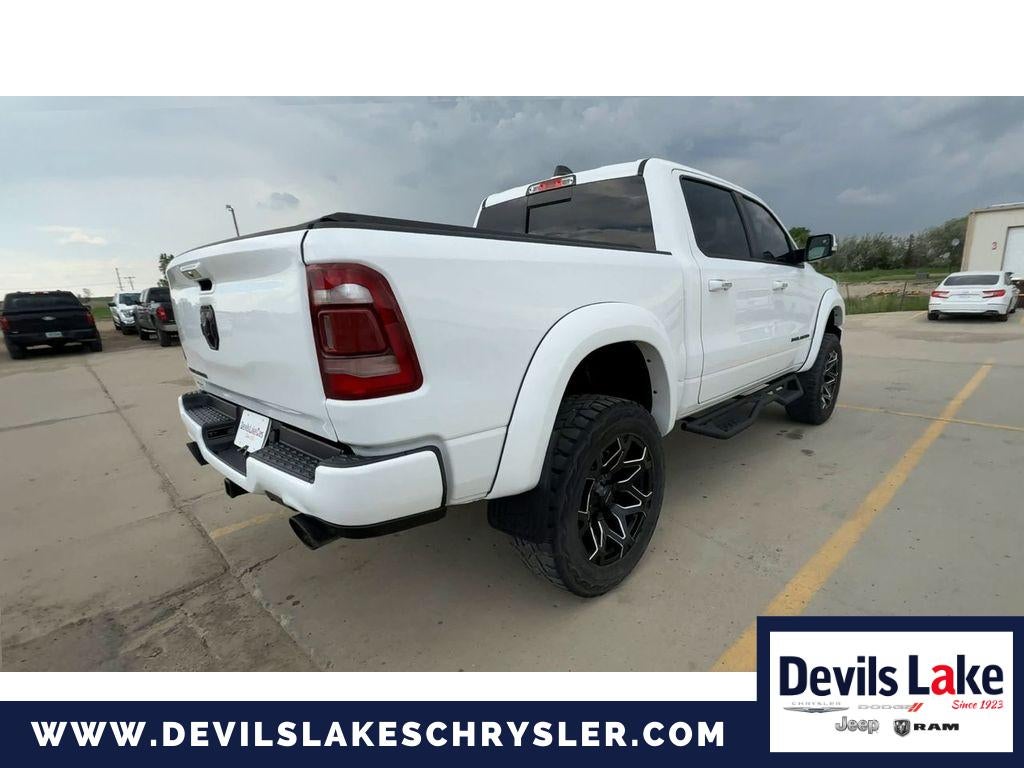 2022 RAM 1500 Laramie Crew Cab 4x4 5'7' Box
