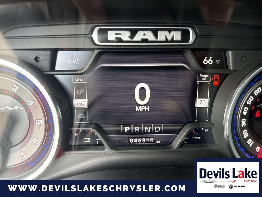 2022 RAM 1500 Laramie Crew Cab 4x4 5'7' Box