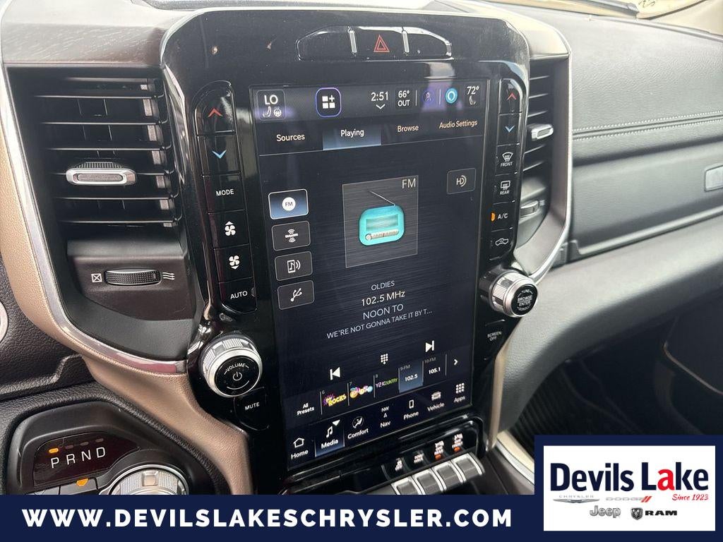 2022 RAM 1500 Laramie Crew Cab 4x4 5'7' Box