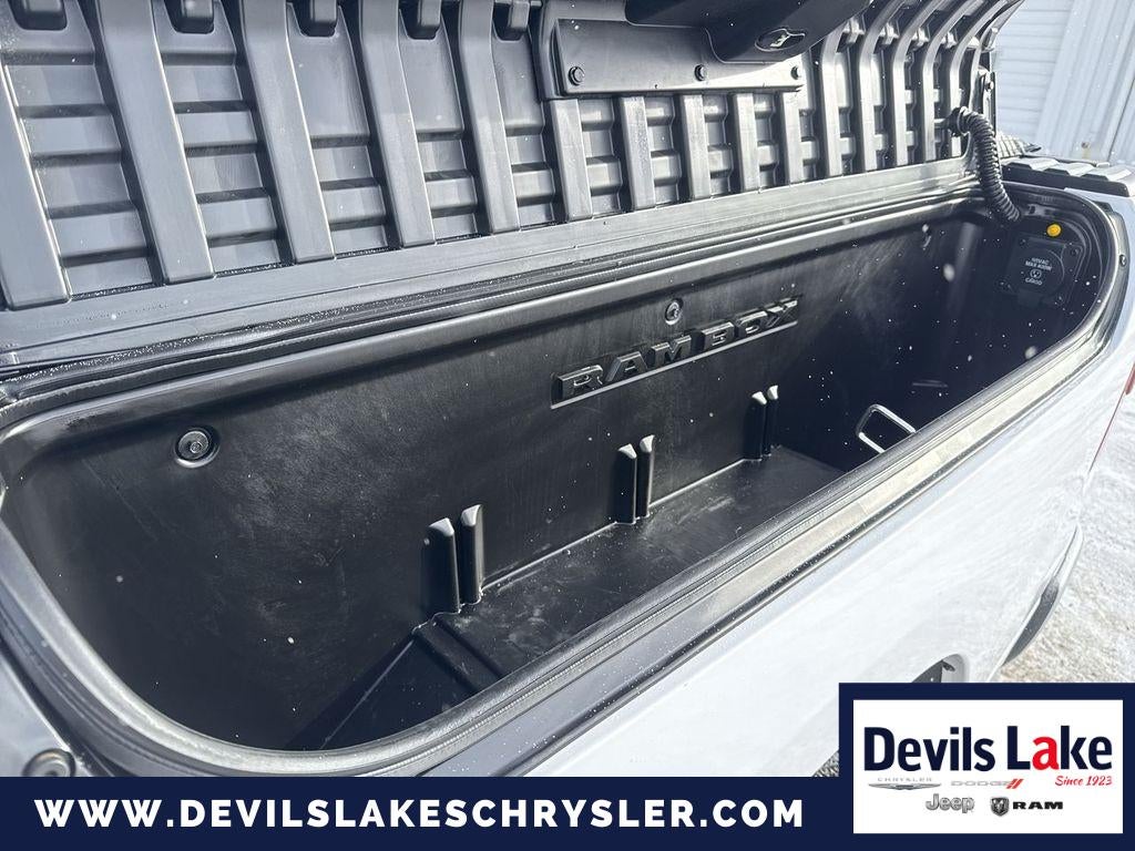 2023 RAM 1500 Laramie Crew Cab 4x4 5'7' Box
