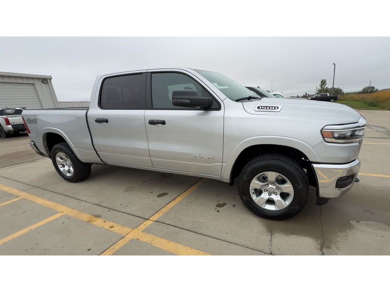2027 RAM Ram 1500 RAM 1500 BIG HORN CREW CAB 4X4 6'4' BOX