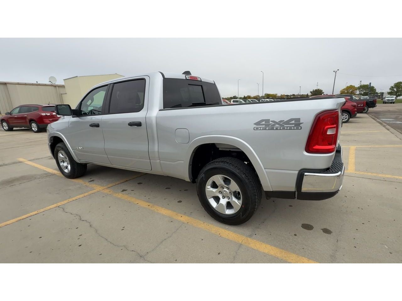 2027 RAM Ram 1500 RAM 1500 BIG HORN CREW CAB 4X4 6'4' BOX