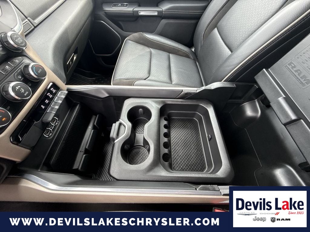 2022 RAM 1500 Laramie Crew Cab 4x4 6'4' Box