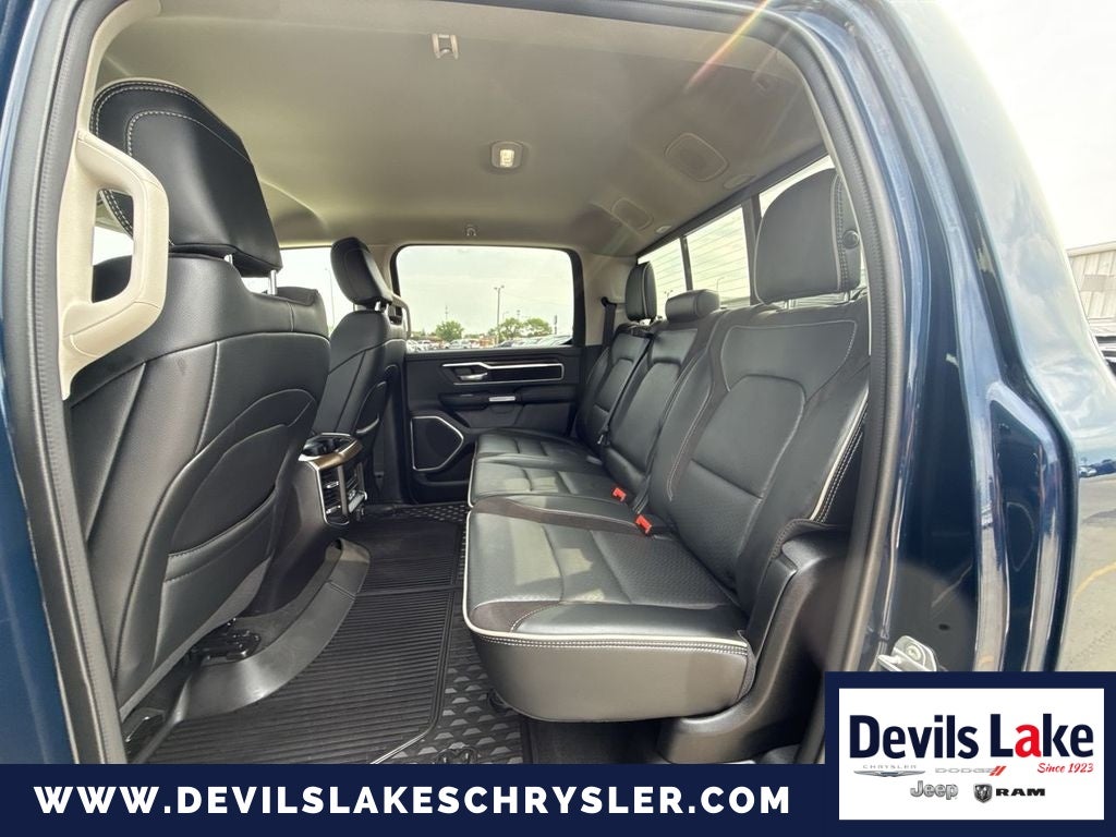 2022 RAM 1500 Laramie Crew Cab 4x4 6'4' Box