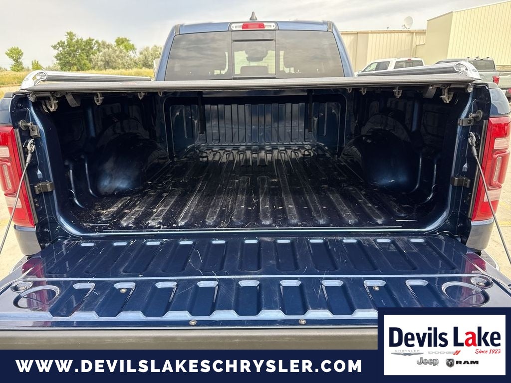 2022 RAM 1500 Laramie Crew Cab 4x4 6'4' Box