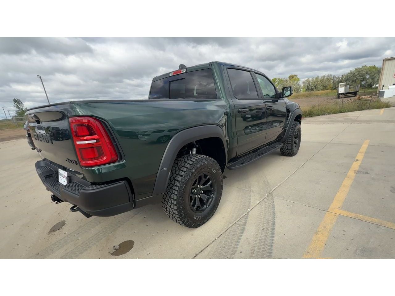 2027 RAM Ram 1500 RAM 1500 RHO CREW CAB 4X4 5'7' BOX