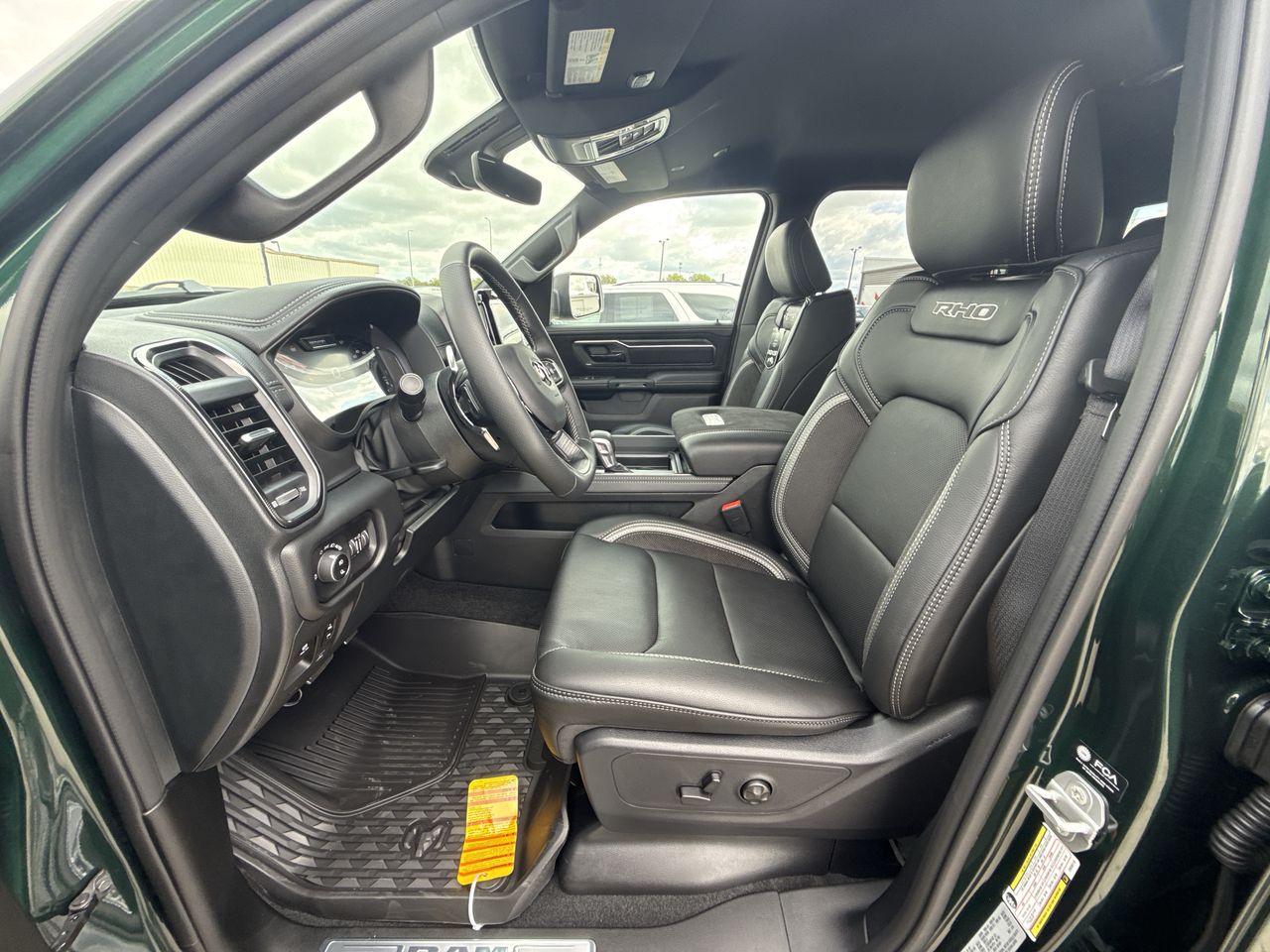 2027 RAM Ram 1500 RAM 1500 RHO CREW CAB 4X4 5'7' BOX