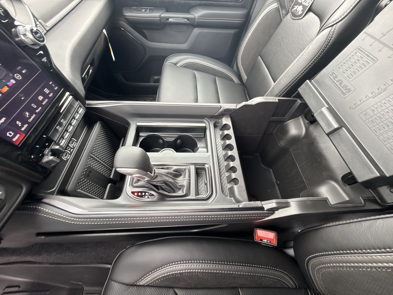 2027 RAM Ram 1500 RAM 1500 RHO CREW CAB 4X4 5'7' BOX
