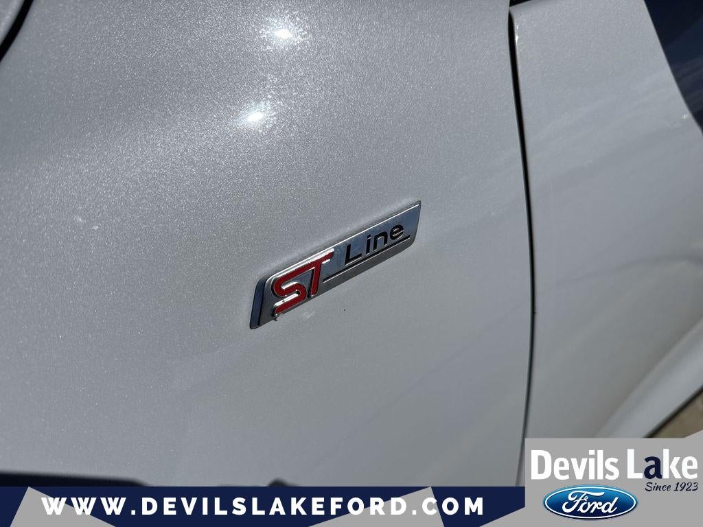 2025 Ford Escape ST-Line Select