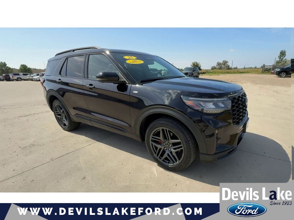 2025 Ford Explorer ST-Line