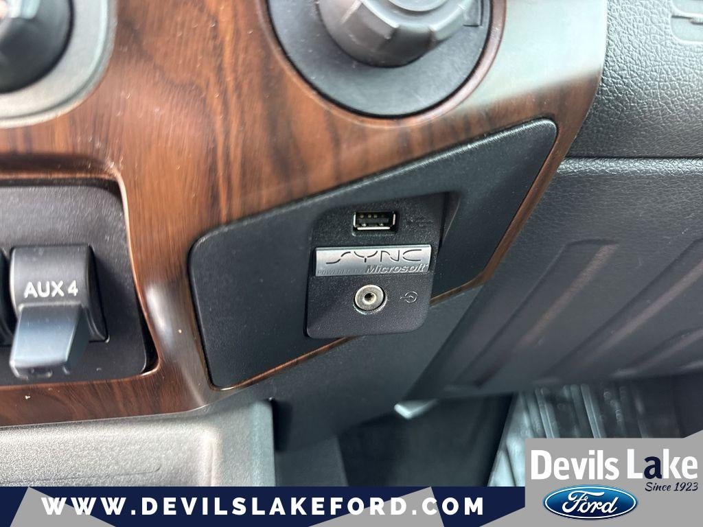 2012 Ford Super Duty F-250 SRW Lariat