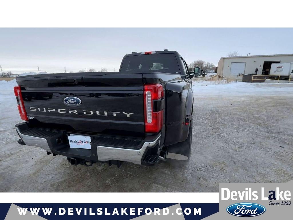 2025 Ford F-350 LARIAT