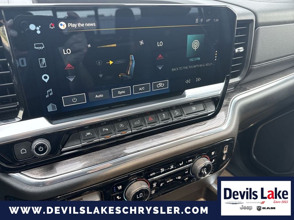 2023 Chevrolet Silverado 1500 4WD Crew Cab Standard Bed LTZ