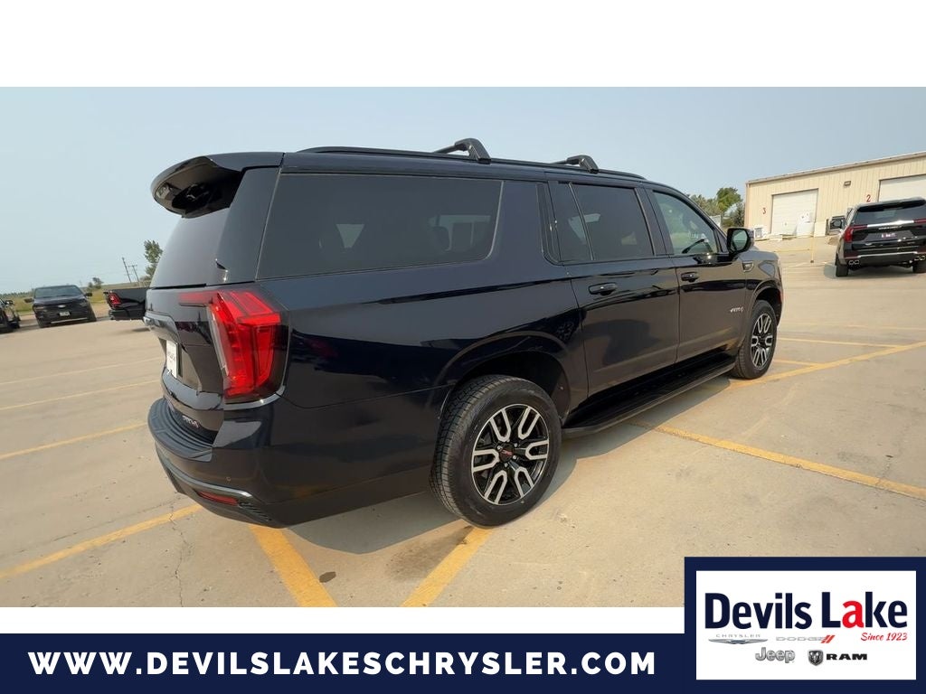 2021 GMC Yukon XL 4WD AT4