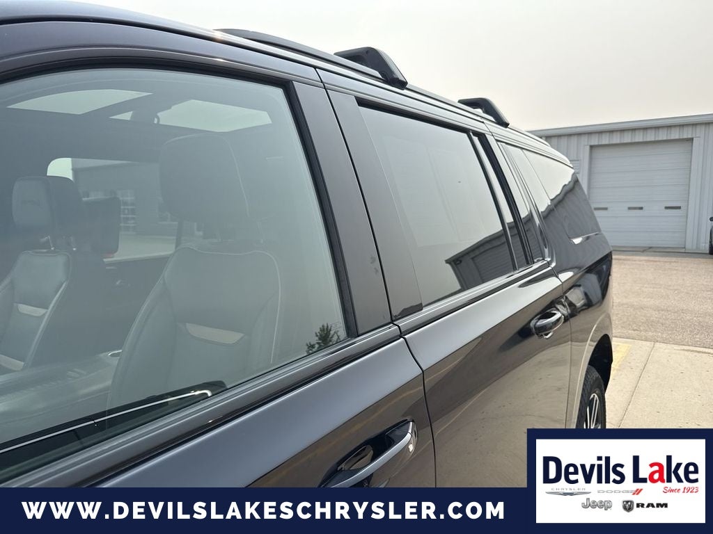 2021 GMC Yukon XL 4WD AT4