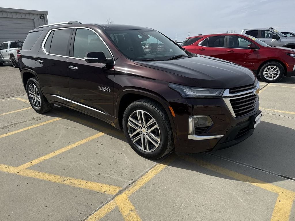 2023 Chevrolet Traverse AWD High Country's photo