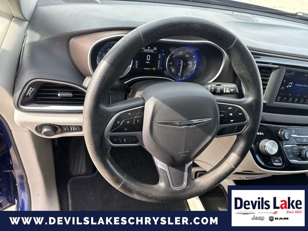 2021 Chrysler Voyager LX