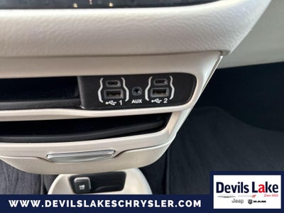 2021 Chrysler Voyager LX