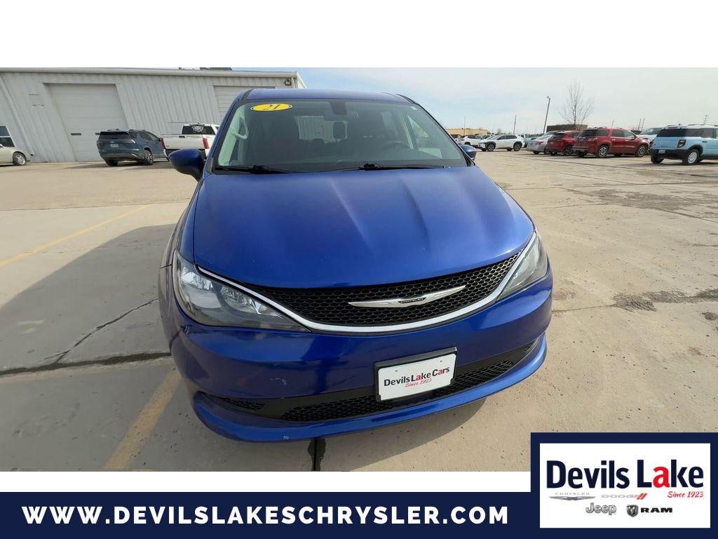 2021 Chrysler Voyager LX