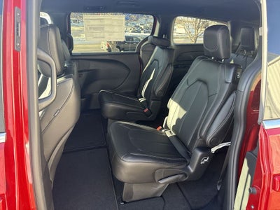 2026 Chrysler Voyager VOYAGER LX