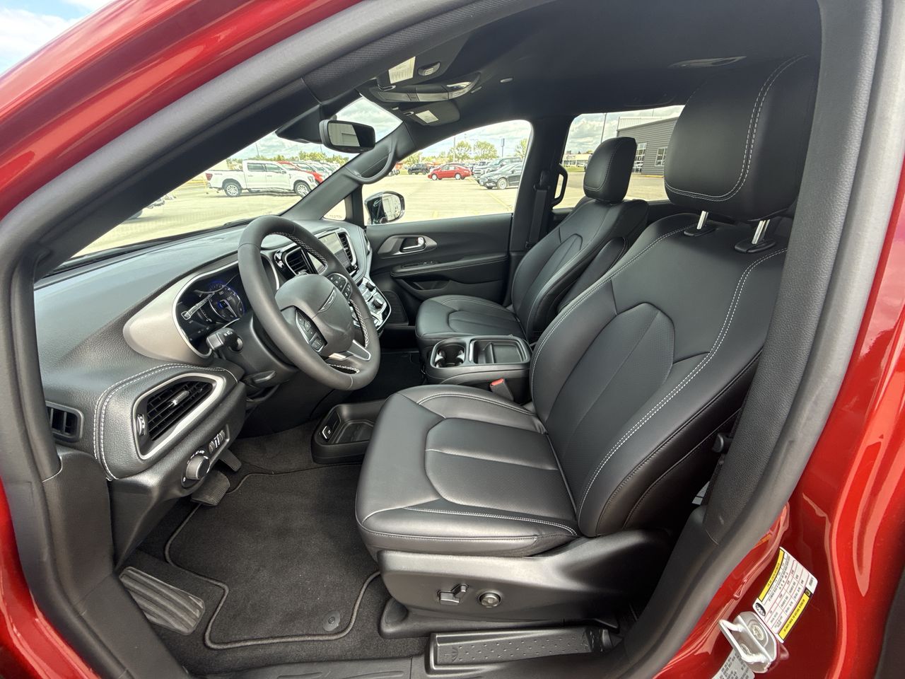 2027 Chrysler Pacifica PACIFICA SELECT AWD
