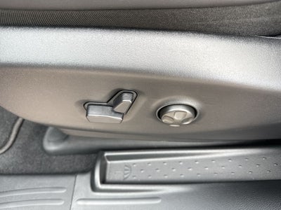 2027 Chrysler Pacifica PACIFICA SELECT AWD