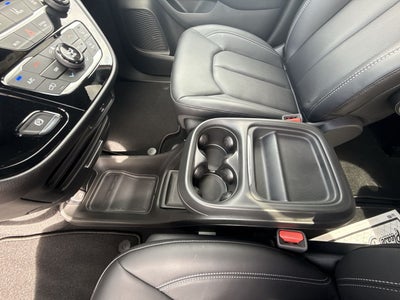 2027 Chrysler Pacifica PACIFICA SELECT AWD
