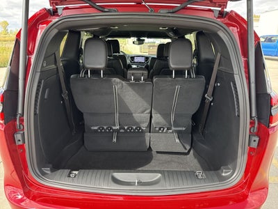2027 Chrysler Pacifica PACIFICA SELECT AWD