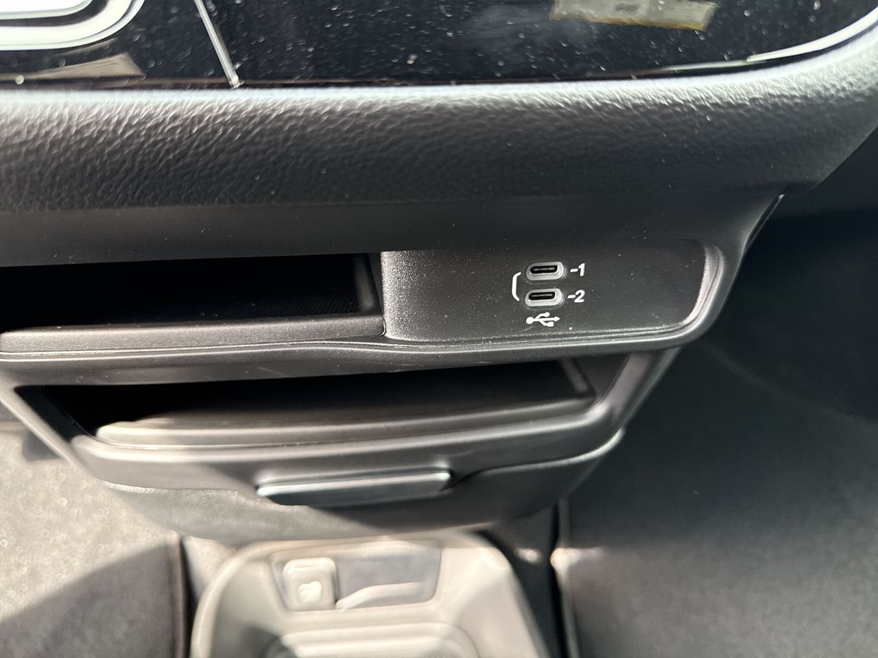 2027 Chrysler Pacifica PACIFICA SELECT AWD
