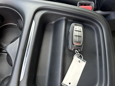 2027 Chrysler Pacifica PACIFICA SELECT AWD