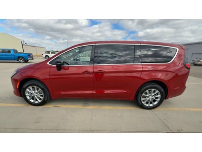 2027 Chrysler Pacifica PACIFICA SELECT AWD