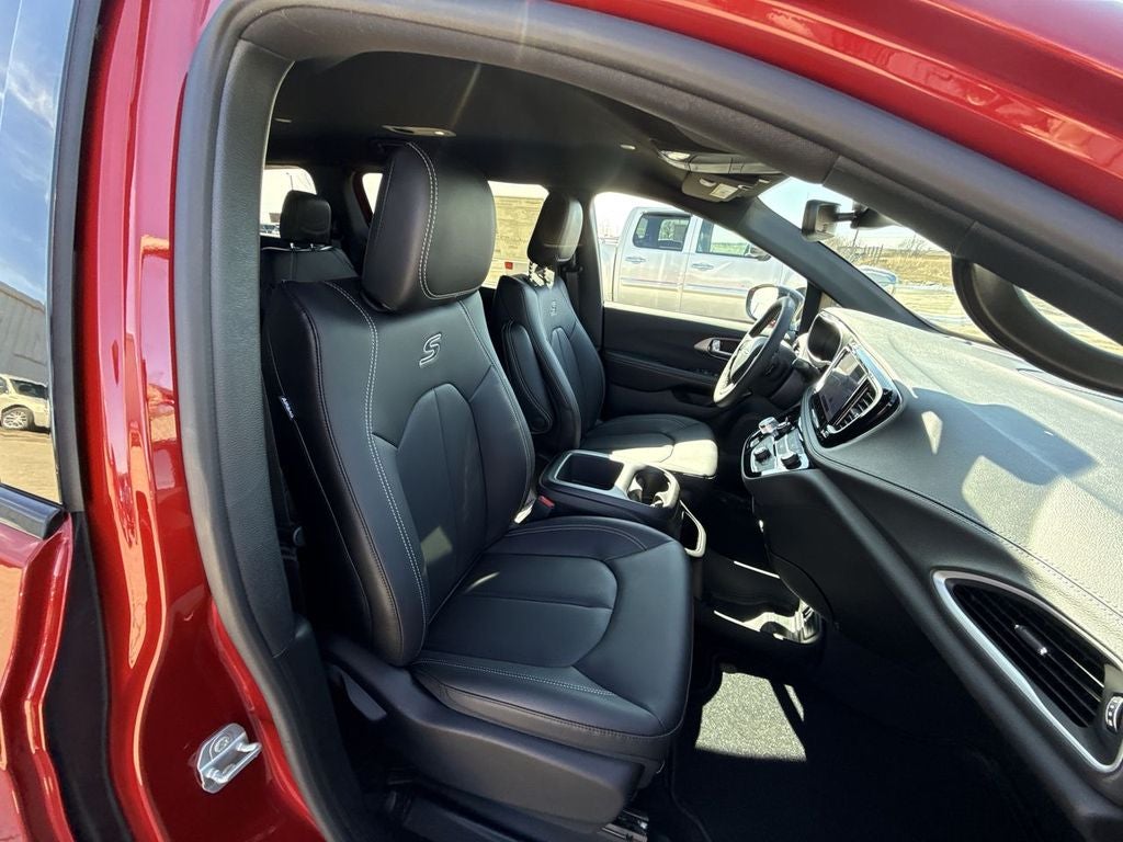 2026 Chrysler Pacifica PACIFICA SELECT AWD