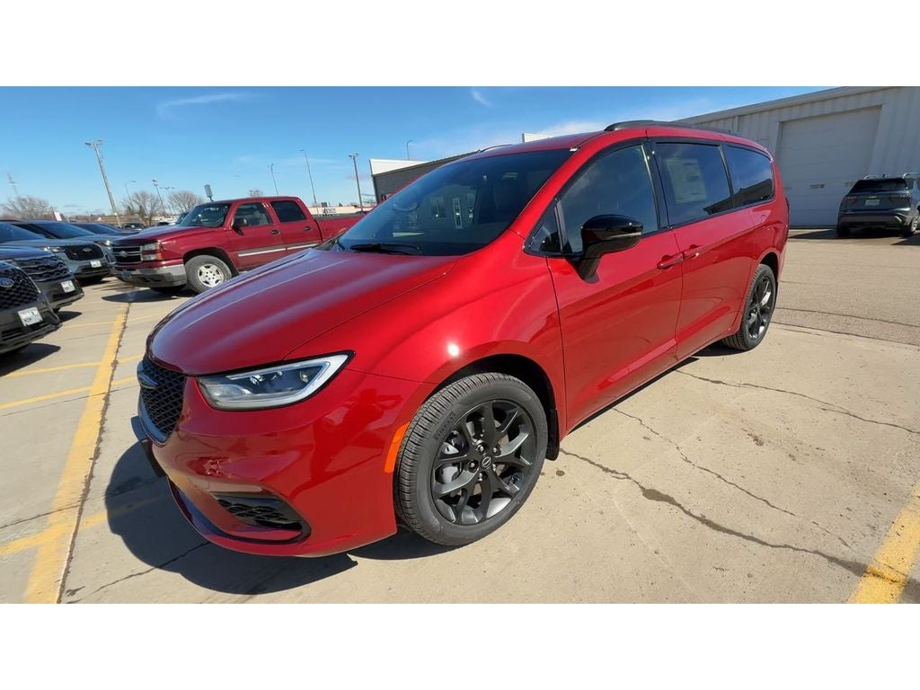 2026 Chrysler Pacifica PACIFICA SELECT AWD