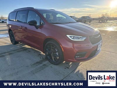 2026 Chrysler Pacifica PACIFICA SELECT AWD