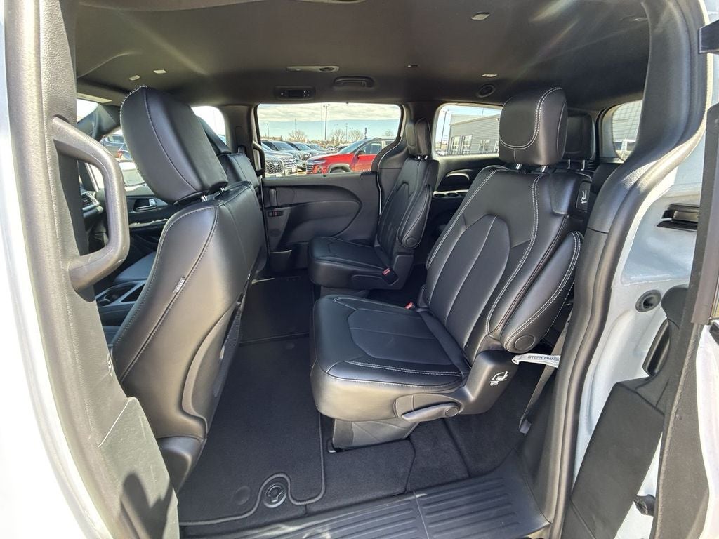 2026 Chrysler Pacifica PACIFICA SELECT AWD