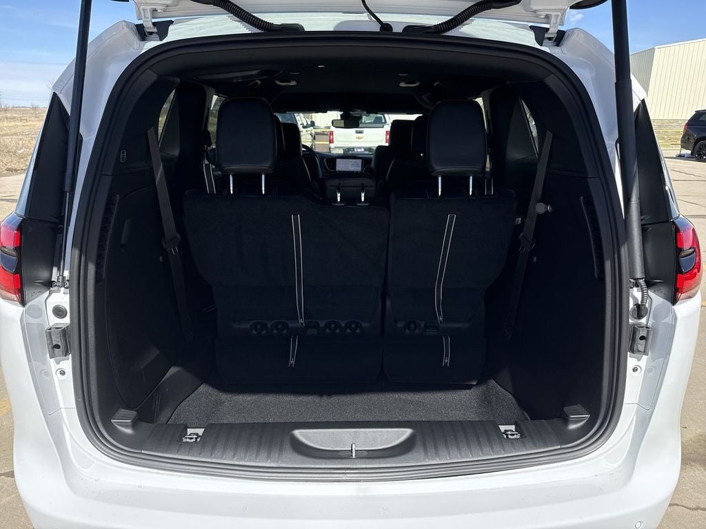 2026 Chrysler Pacifica PACIFICA SELECT AWD