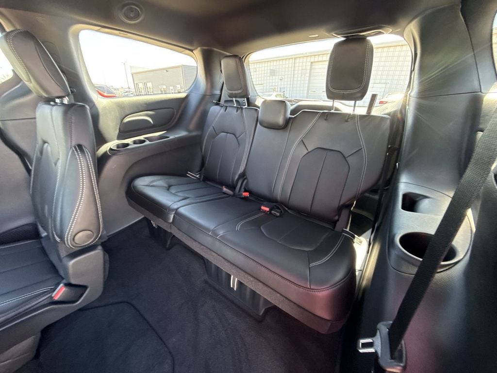 2026 Chrysler Pacifica PACIFICA SELECT AWD