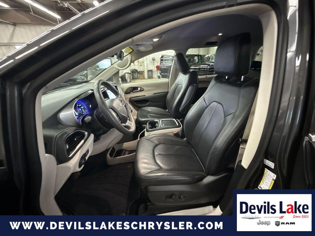 2022 Chrysler Pacifica Touring L AWD