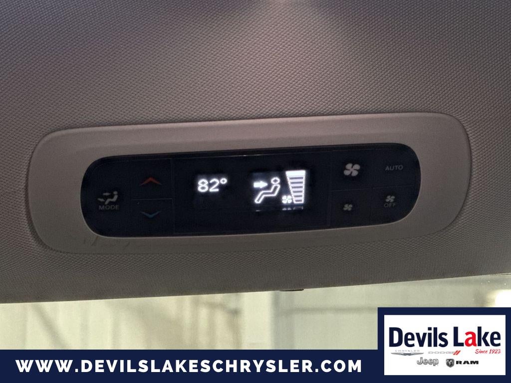 2022 Chrysler Pacifica Touring L AWD