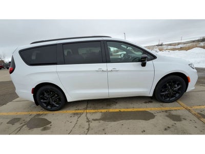 2026 Chrysler Pacifica PACIFICA LIMITED AWD