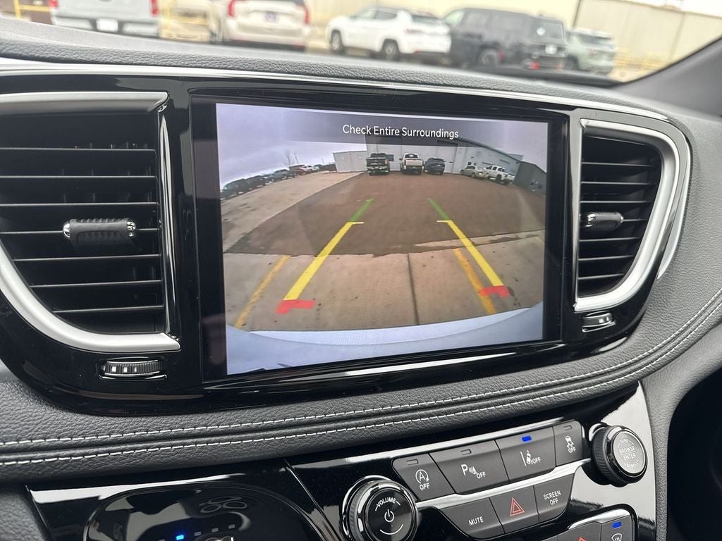 2026 Chrysler Pacifica PACIFICA LIMITED AWD