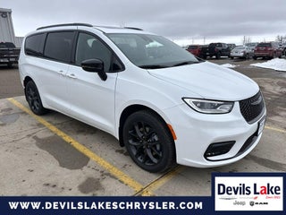 2026 Chrysler Pacifica PACIFICA LIMITED AWD