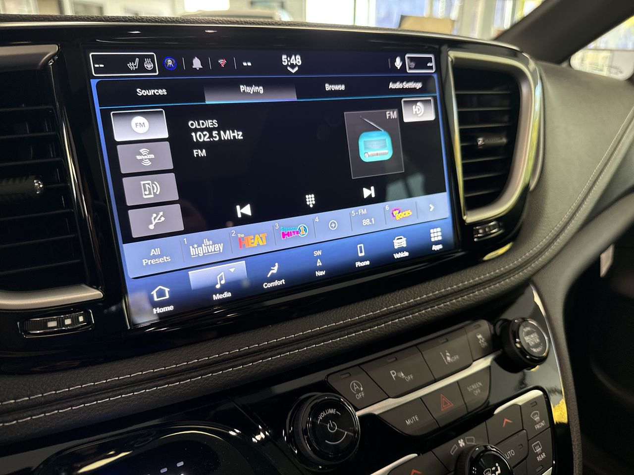 2027 Chrysler Pacifica PACIFICA LIMITED AWD