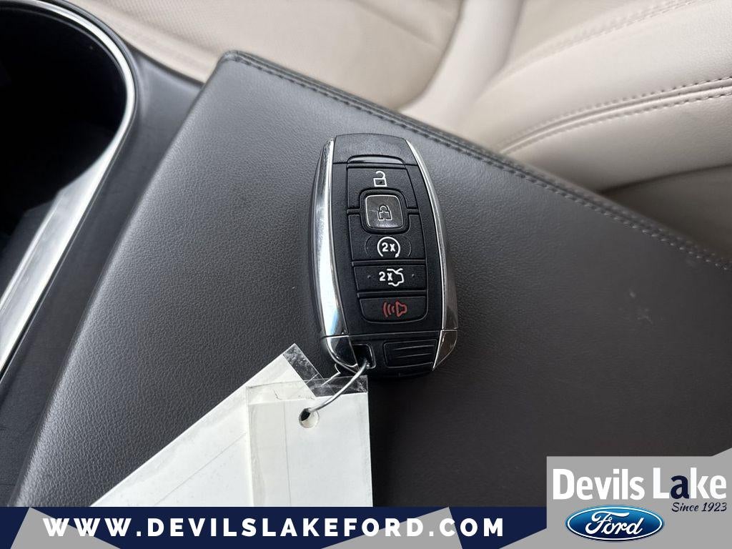 2019 Lincoln Nautilus Select