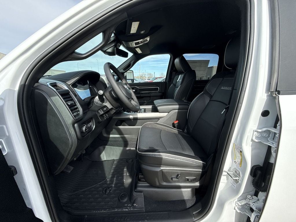 2026 RAM Ram 3500 RAM 3500 LARAMIE CREW CAB 4X4 8' BOX