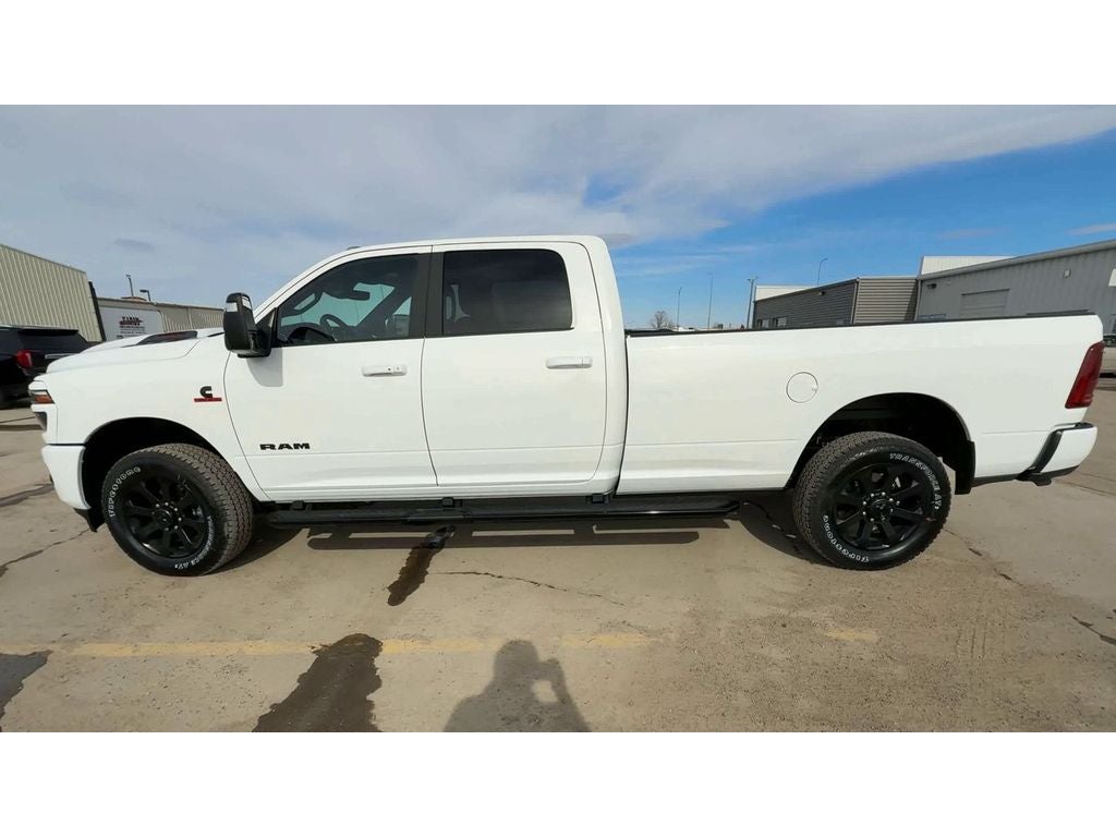 2026 RAM Ram 3500 RAM 3500 LARAMIE CREW CAB 4X4 8' BOX