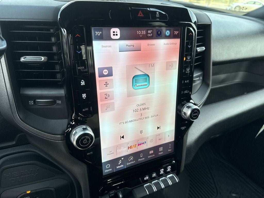 2026 RAM Ram 2500 RAM 2500 BLACK EXPRESS CREW CAB 4X4 8' BOX