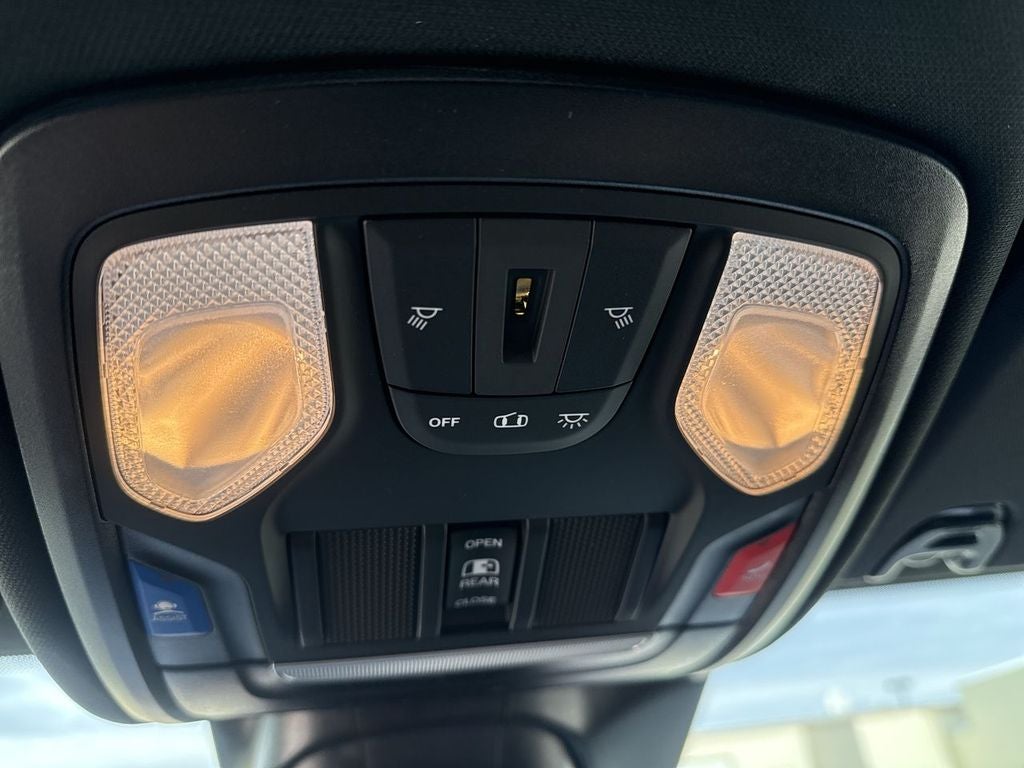 2026 RAM Ram 2500 RAM 2500 BLACK EXPRESS CREW CAB 4X4 8' BOX