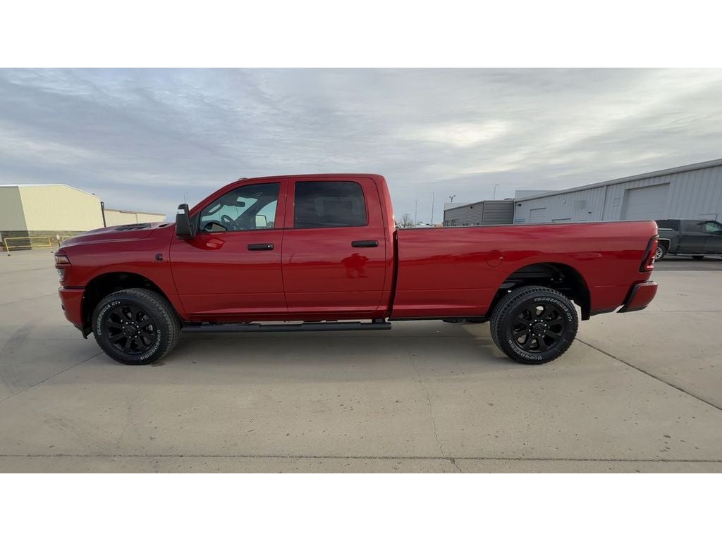 2026 RAM Ram 2500 RAM 2500 BLACK EXPRESS CREW CAB 4X4 8' BOX